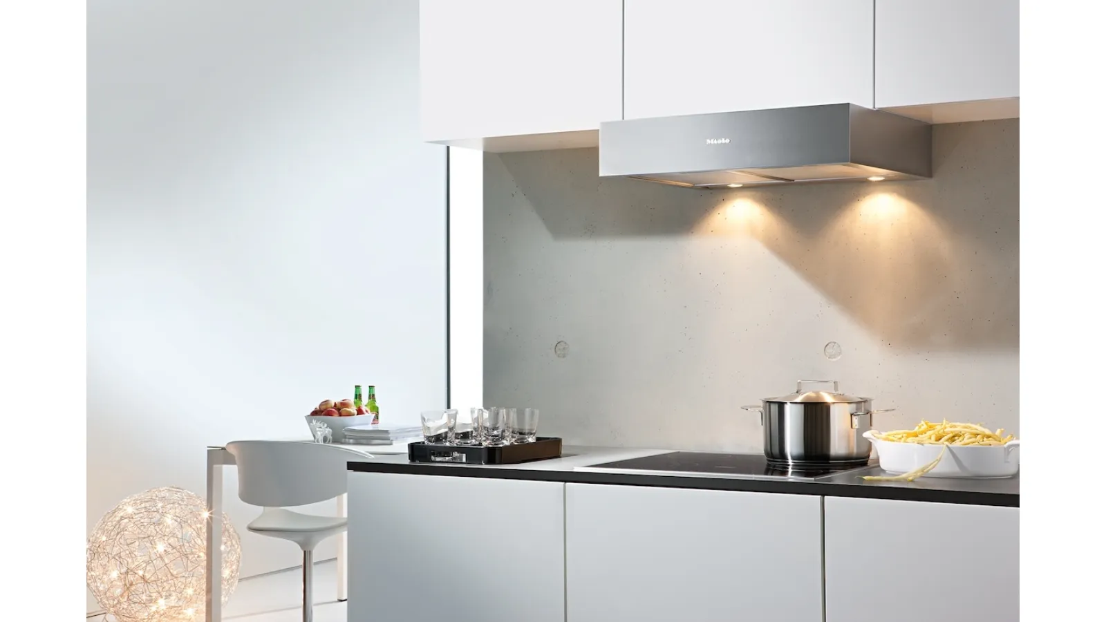 Miele 1260 Under-Cabinet LED Energy-Saving Hood