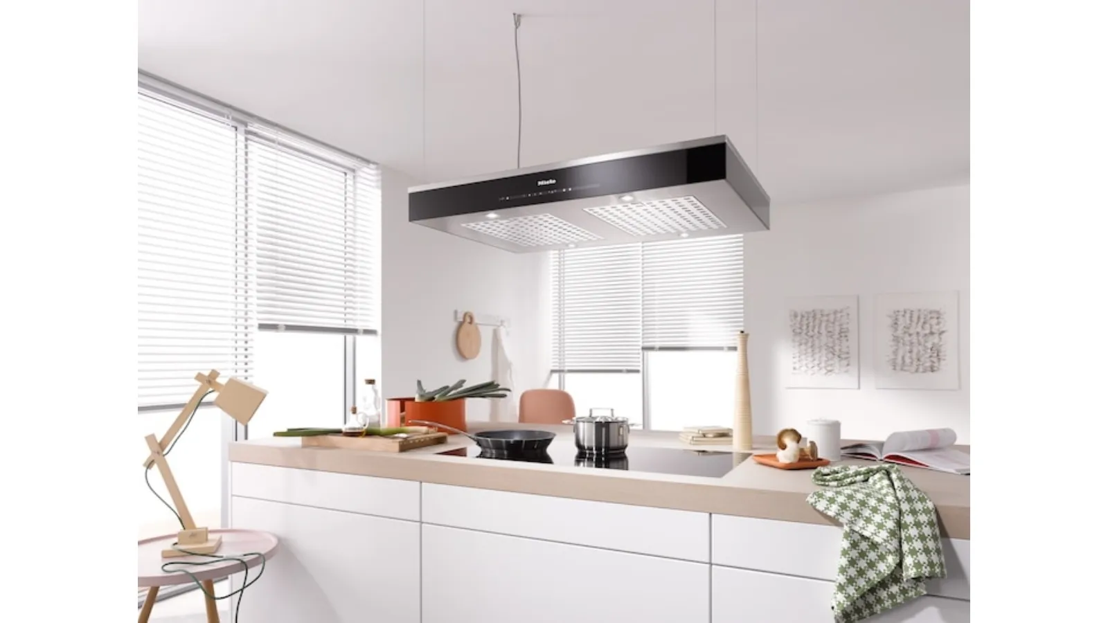 Miele DA 6708 D Aura Edition 6000 Hood