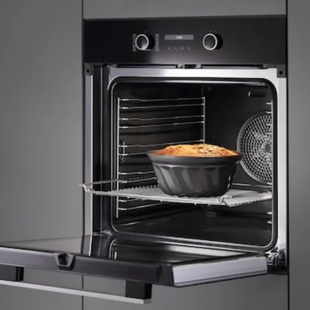 Miele H 2466 B Active Oven