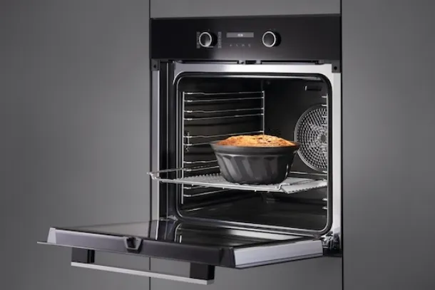 Miele H 2466 B Active Oven