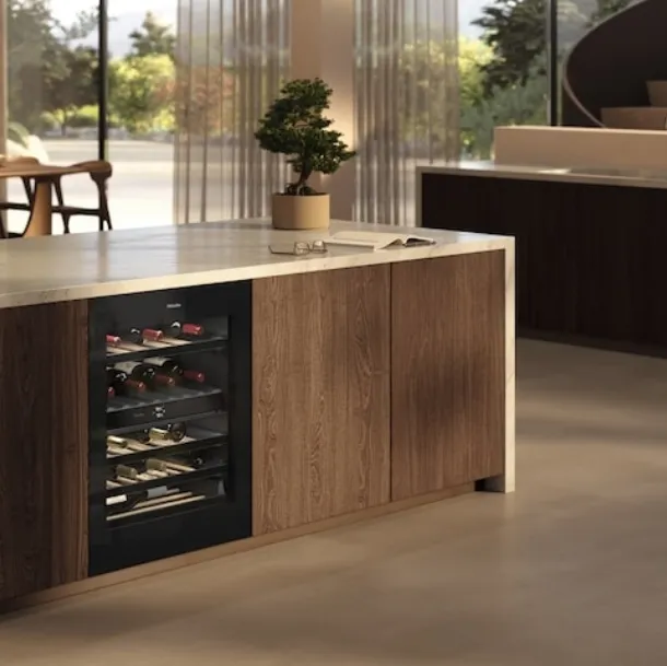 Wine Cooler KWTUS 7196 E by Miele