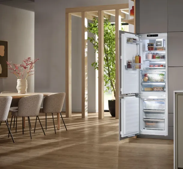 Miele KFN 7795 C Refrigerator