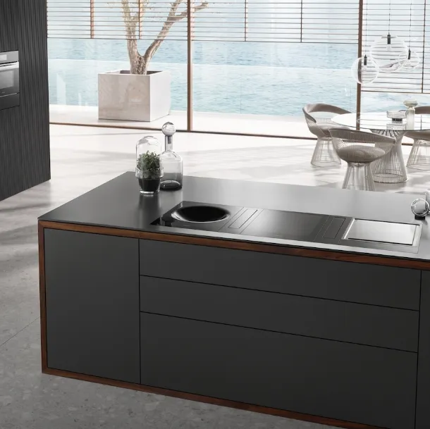 Smart Line CS 7641 FL Induction Cooktop with Wok Well by Miele