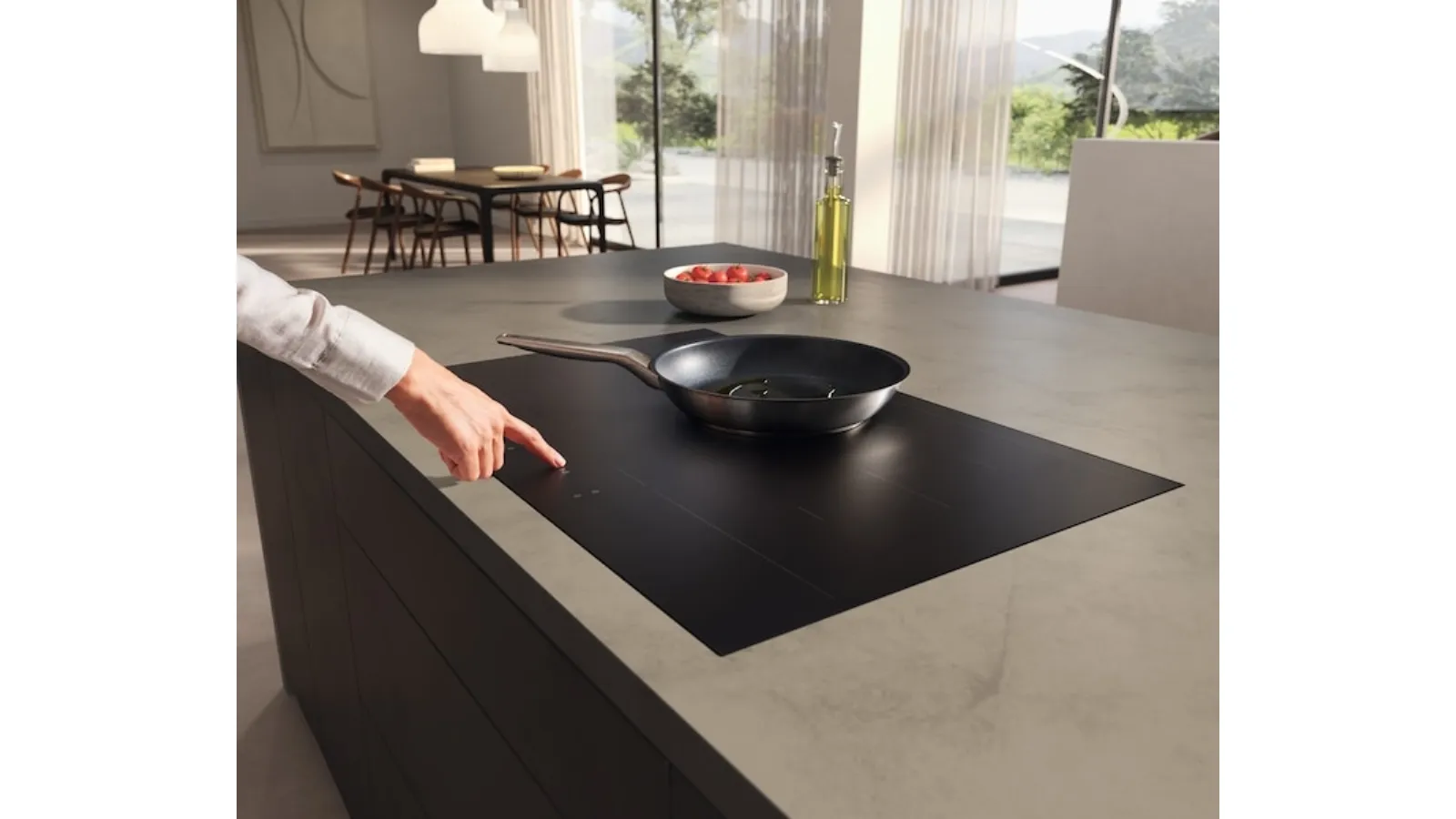 KM 7576 FL MattFinish Cooktop by Miele