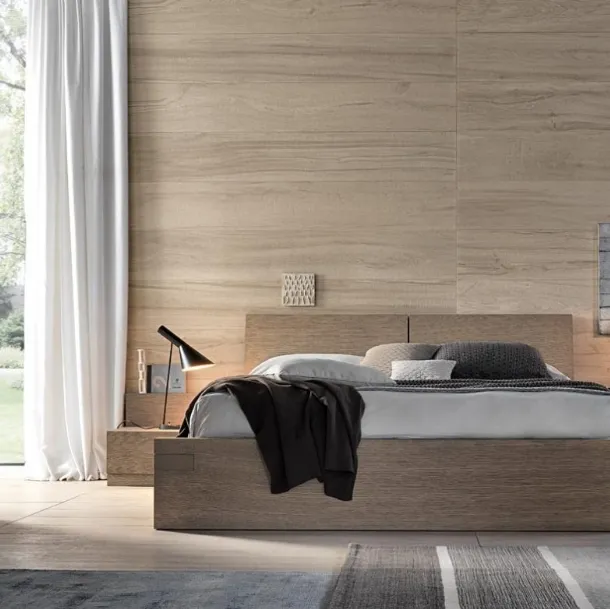 Double bed in oak with Avalon storage box by Giellesse
