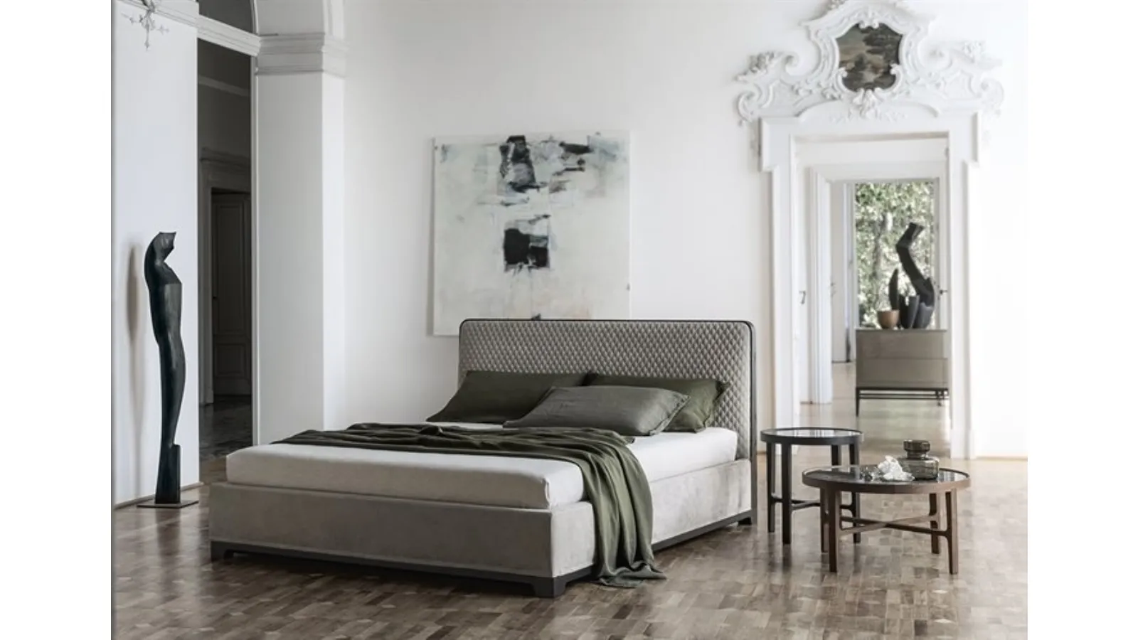 Fabric bed with padded headboard Bali by Alivar