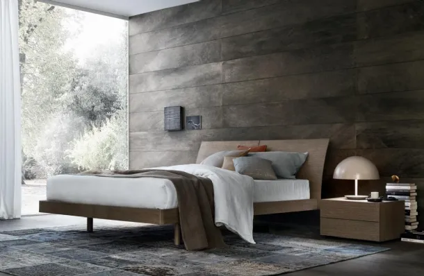 Wooden bed with Clipper headboard by Giellesse
