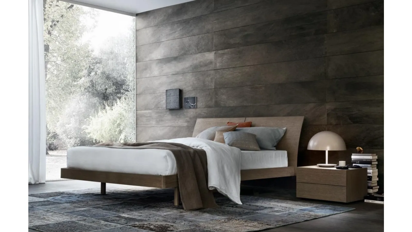 Wooden bed with Clipper headboard by Giellesse