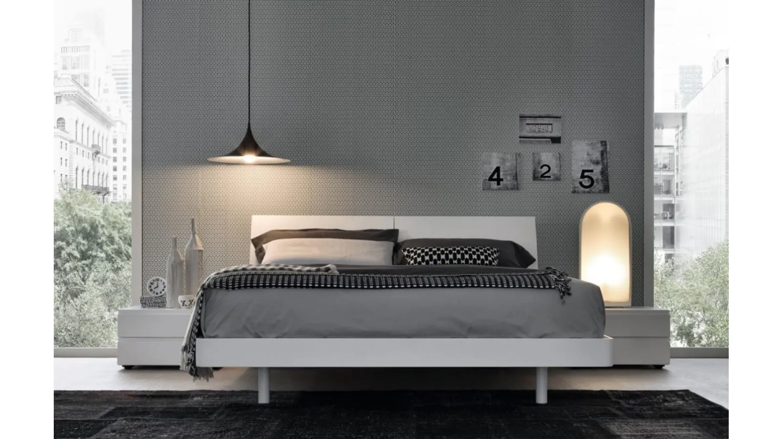 Bed with Clipper headboard by Giellesse