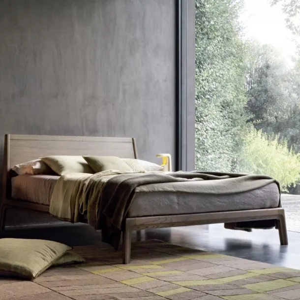 Bed with wooden headboard Impronta by Giellesse