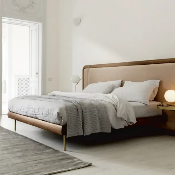 Killian double bed by Porada