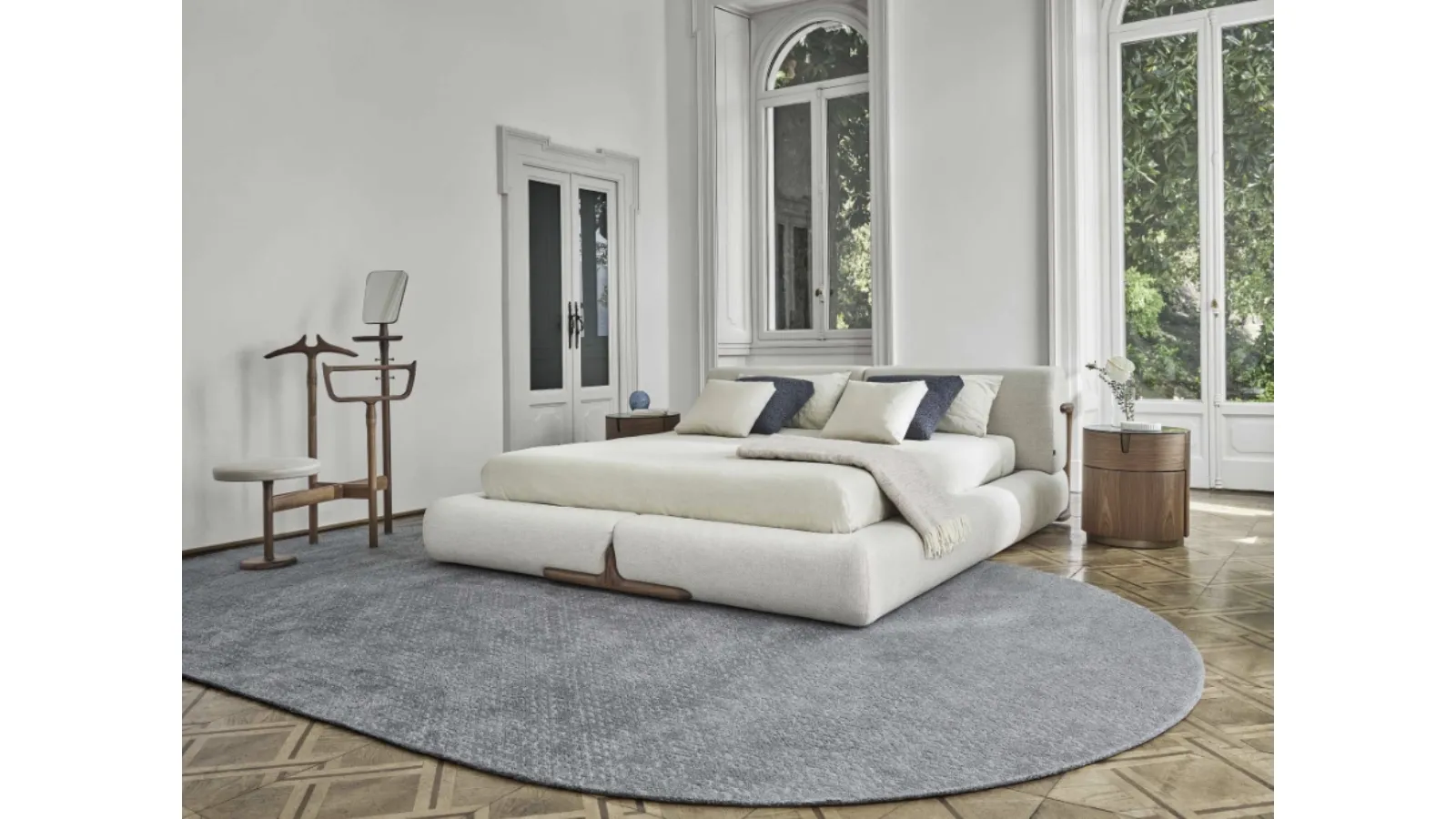 Klem Bed by Porada