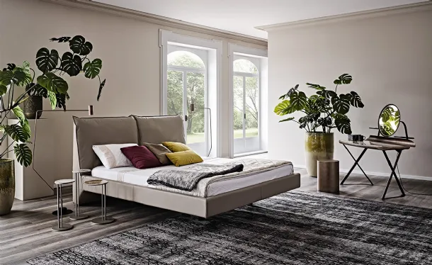 Lukas bed in eco-leather with padded headboard by Cattelan Italia