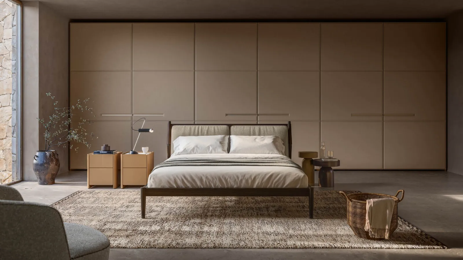 Maddox leather and wood bed by Lema