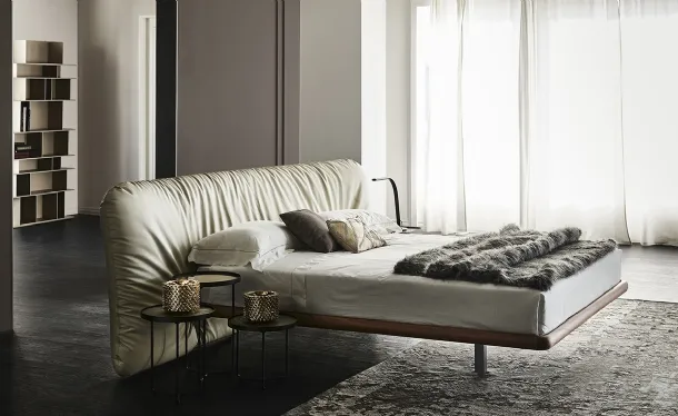 Marlon faux leather bed by Cattelan Italia