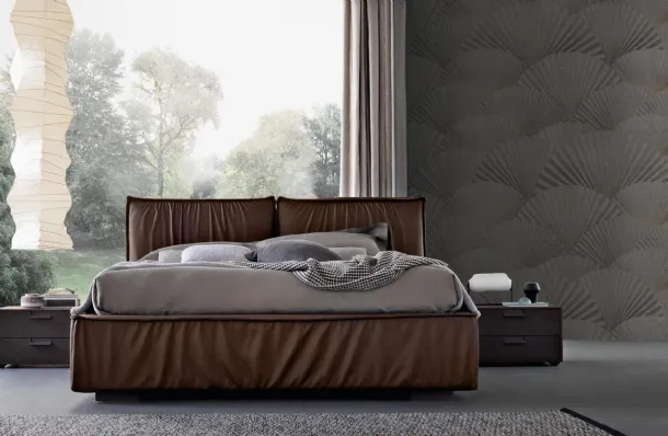 Bed with Music headboard upholstered in soft Giellesse leather