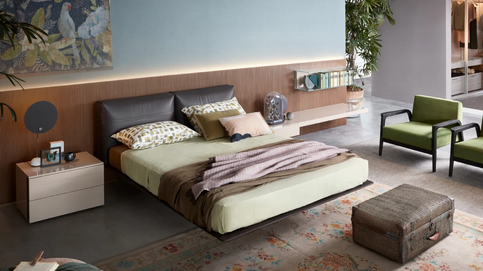 Double bed in leather with Mynight headboard by Lema