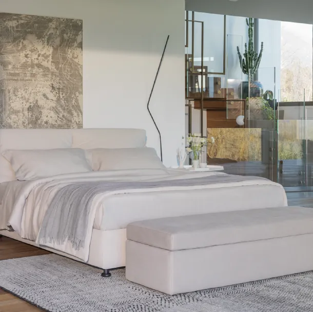 Nathalie double bed by Flou