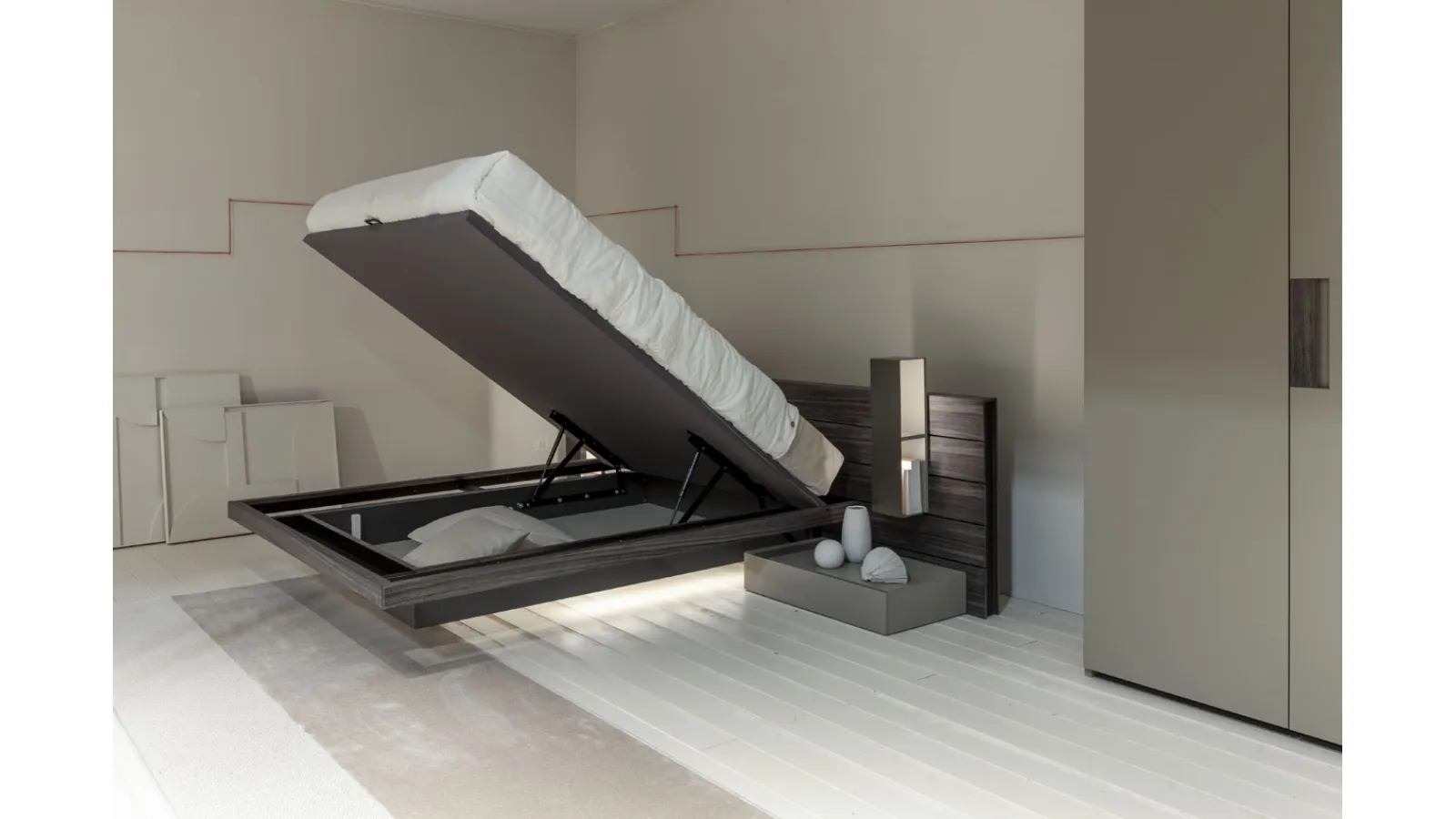 Wooden bed with storage box Sestante by Fimar