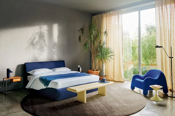 Bed with Talamo Box container by Zanotta