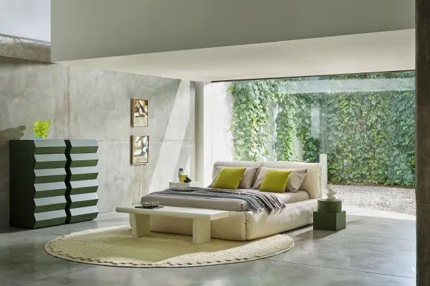 Za:Za Bed with storage box by Zanotta