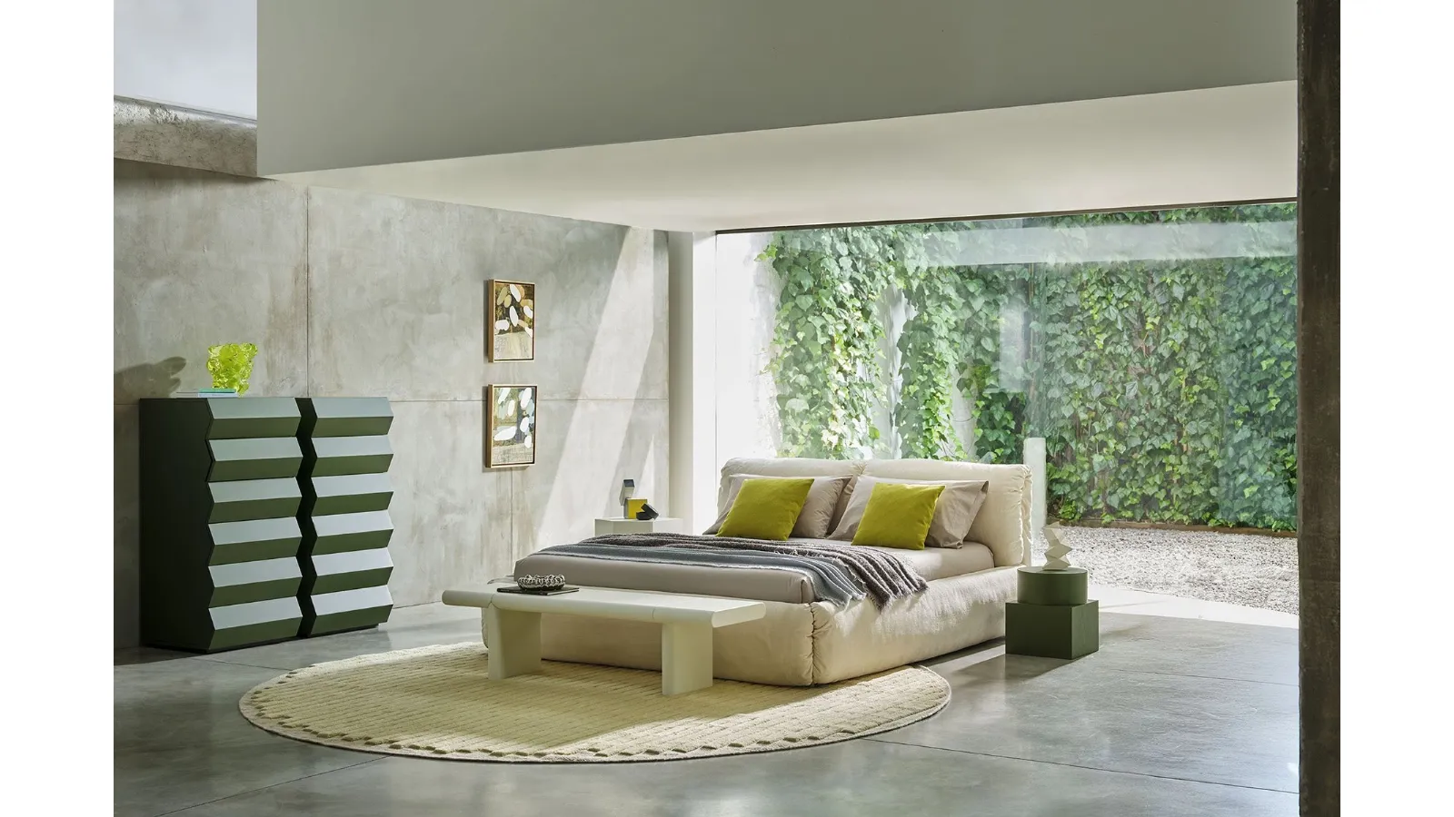 Za:Za Bed with storage box by Zanotta