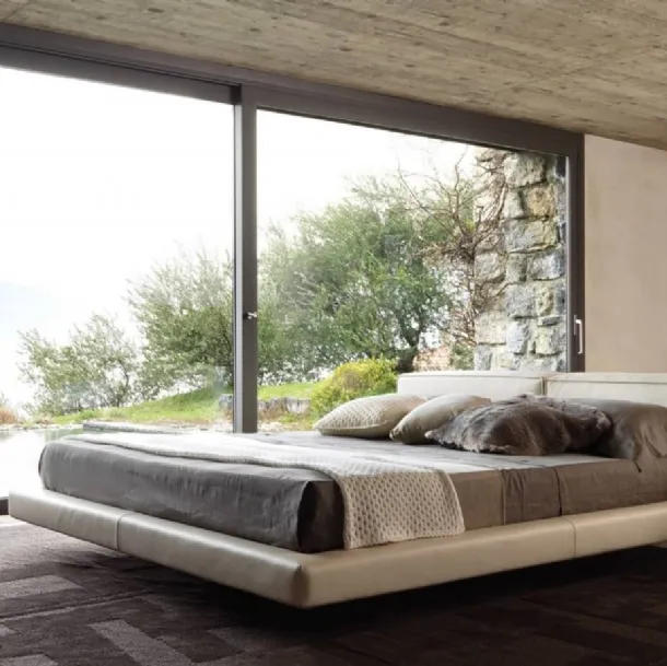 Leather bed with an essential design headboard Zenith by Desirèe