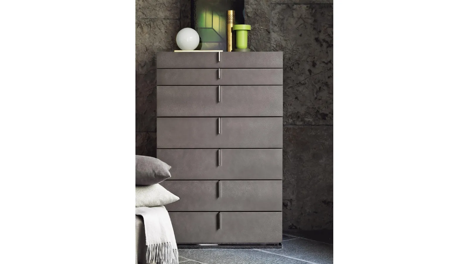 Lacquered wood chest of drawers Ari by Flou