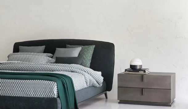 Ari bedside table in matte lacquered wood with handles and base in polished black nickel by Flou