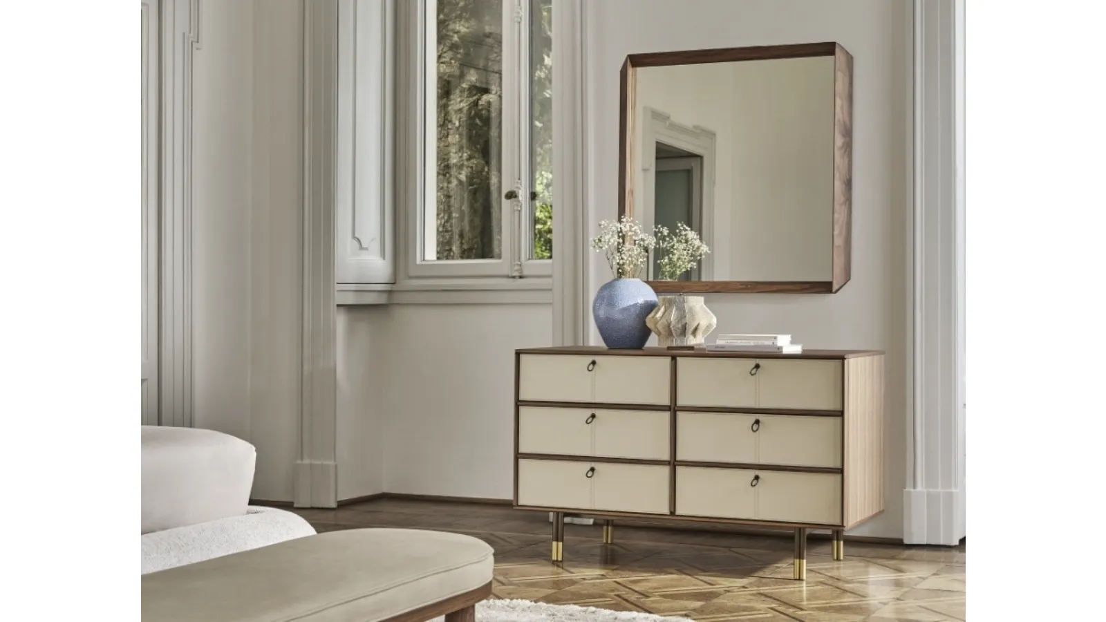 Bayus Night 6 Chest of Drawers by Porada