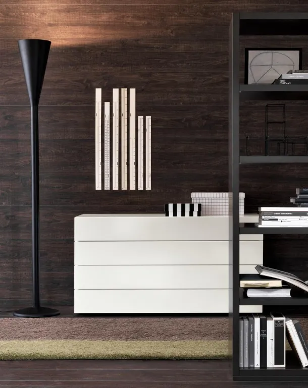 Cube chest of drawers in white lacquered wood by Giellesse