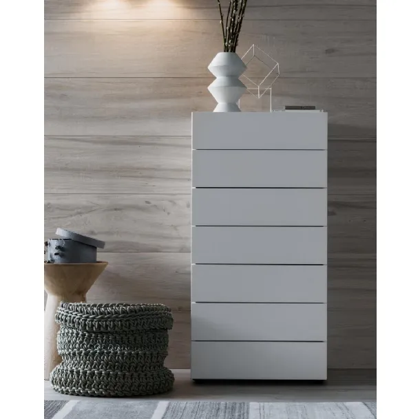 Weekly Cube in white lacquered wood by Giellesse