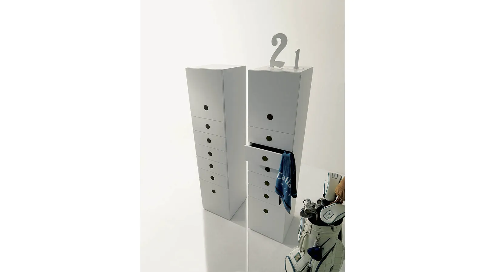 Weekly Chest of Drawers in Matte Feel Lacquer by Fimar
