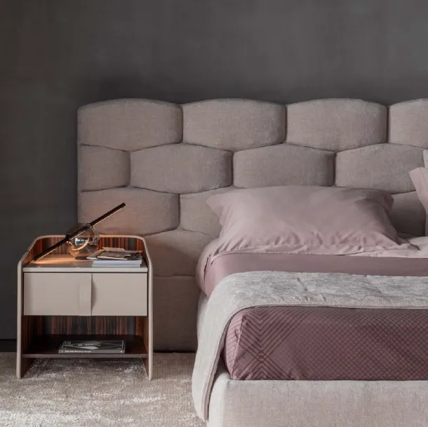 Gentleman bedside table upholstered in leather by Flou