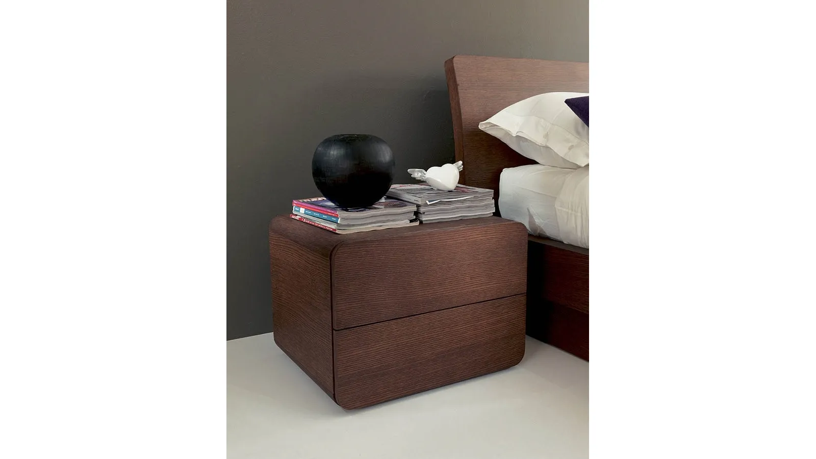 Icaro wooden bedside table with 2 drawers and rounded corners by Fimar