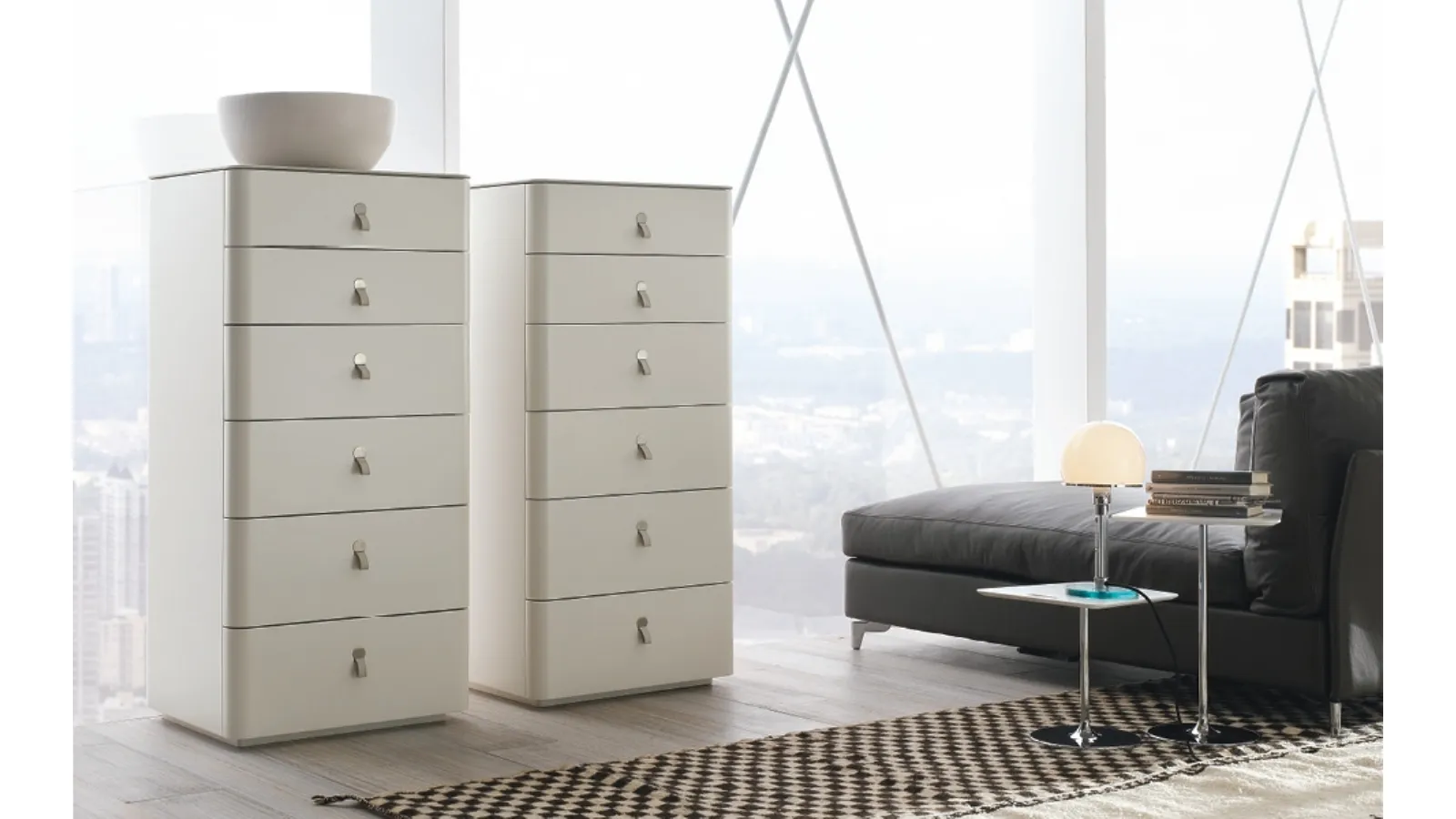 Matte lacquered Kube chest of drawers by Alivar