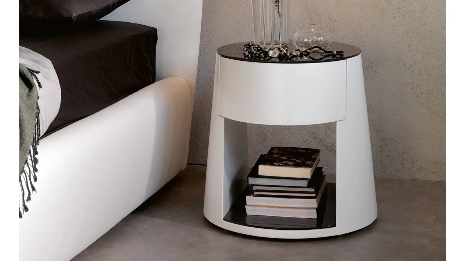 Nigel bedside table with drawer in rigid white lacquered polyurethane by Cattelan Italia