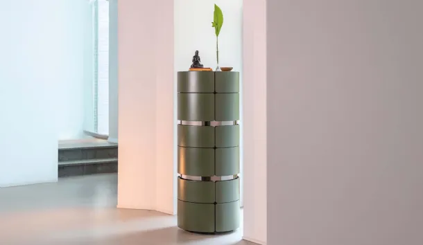 Toshi chest of drawers upholstered in Flou leather