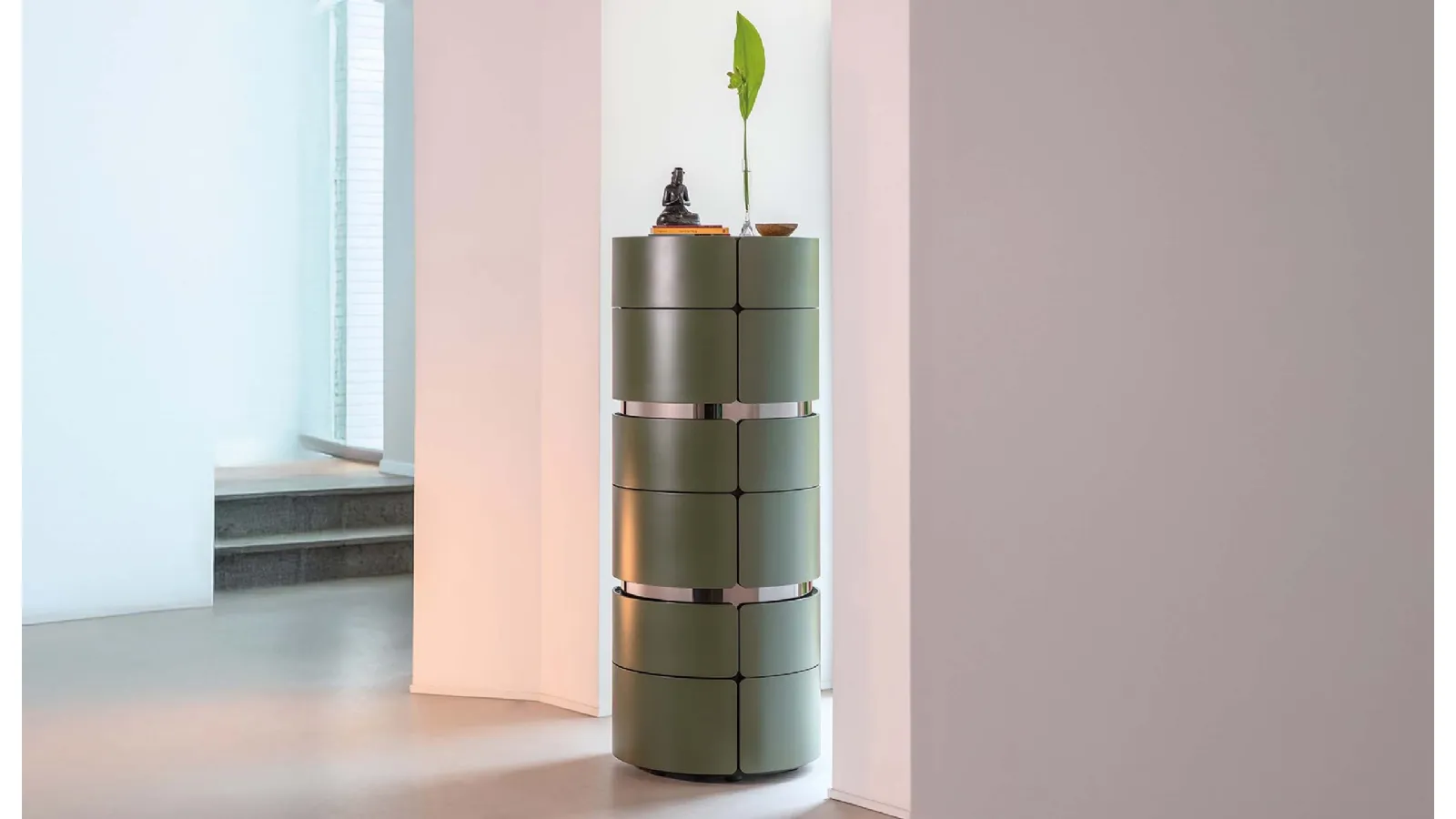 Toshi chest of drawers upholstered in Flou leather