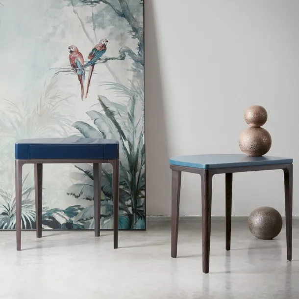 Lacquered nightstand Vic by Lema
