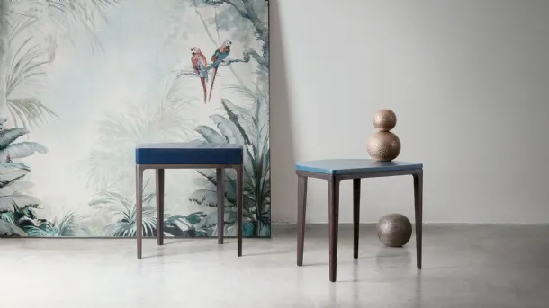Lacquered nightstand Vic by Lema
