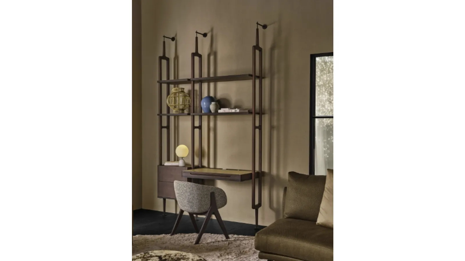 Aria wall-mounted bookshelf by Porada