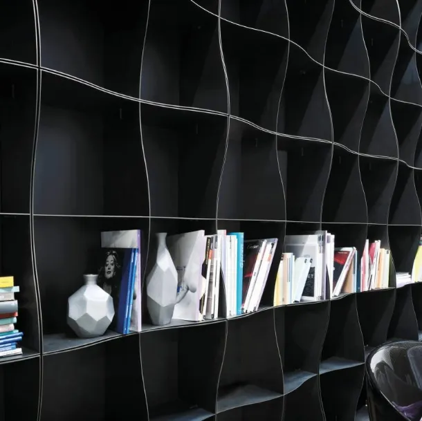 Iron - IC Bookshelf in painted metal by Ronda Design