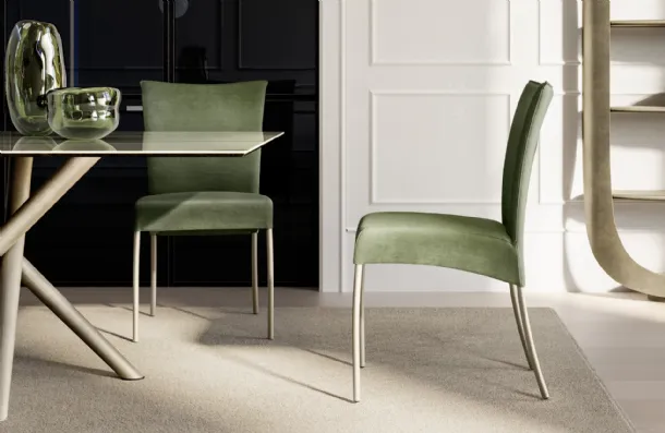 Alessia Chair in Eforma fabric