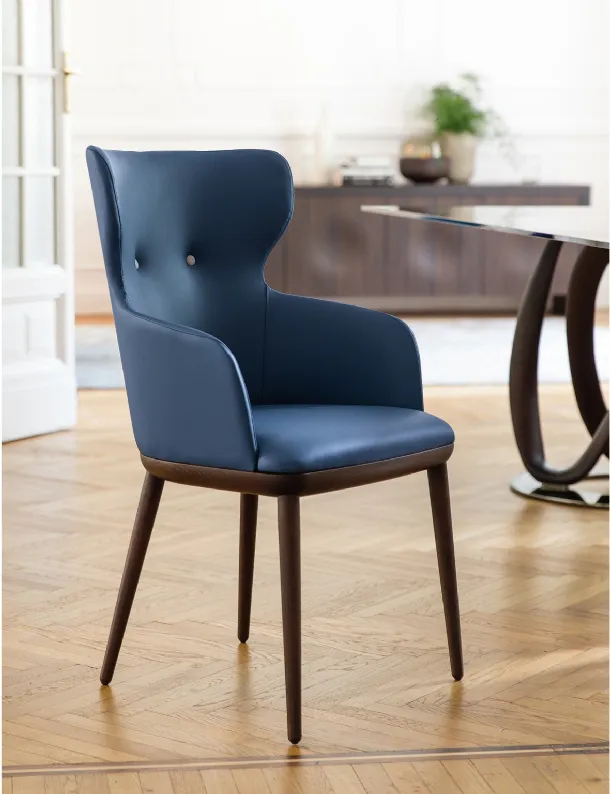 Andy leather chair by Porada