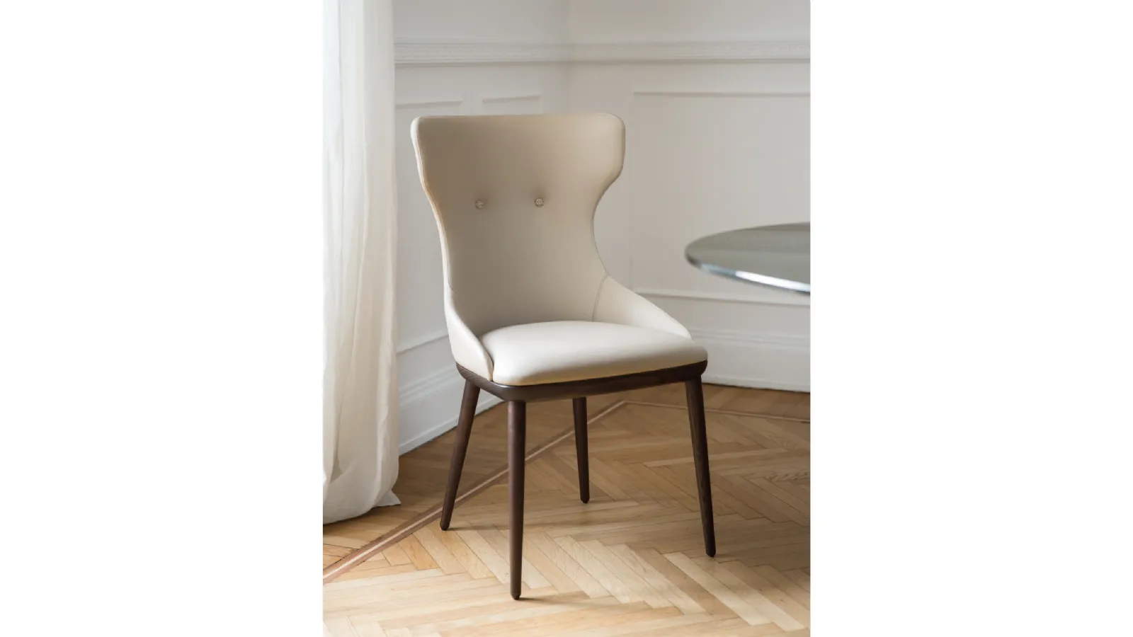 Andy leather chair by Porada