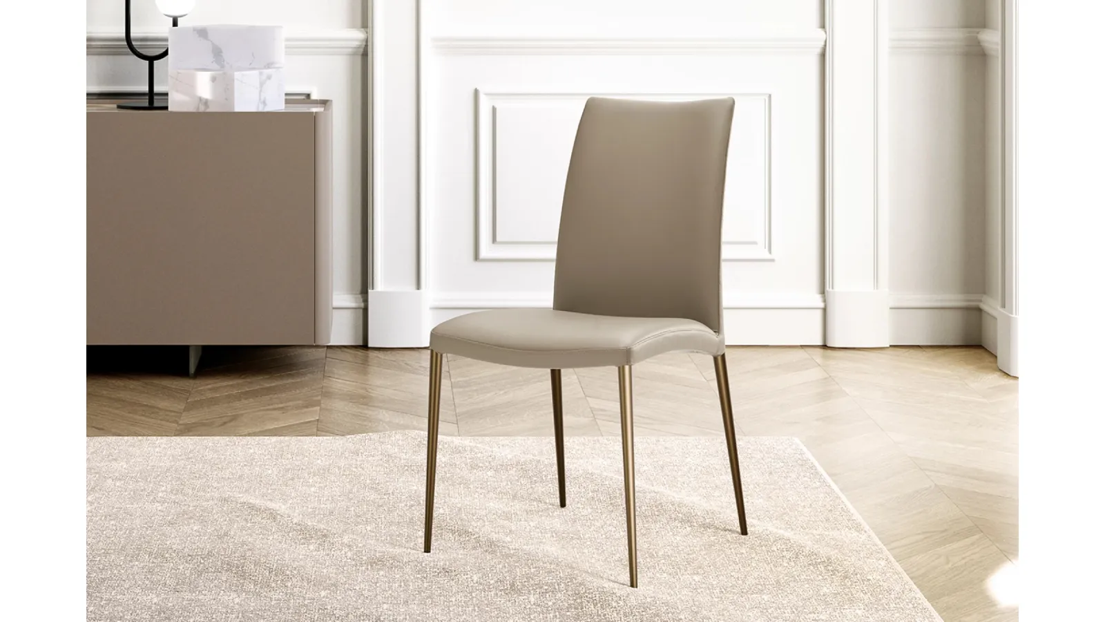 Eforma Asia Leather Chair