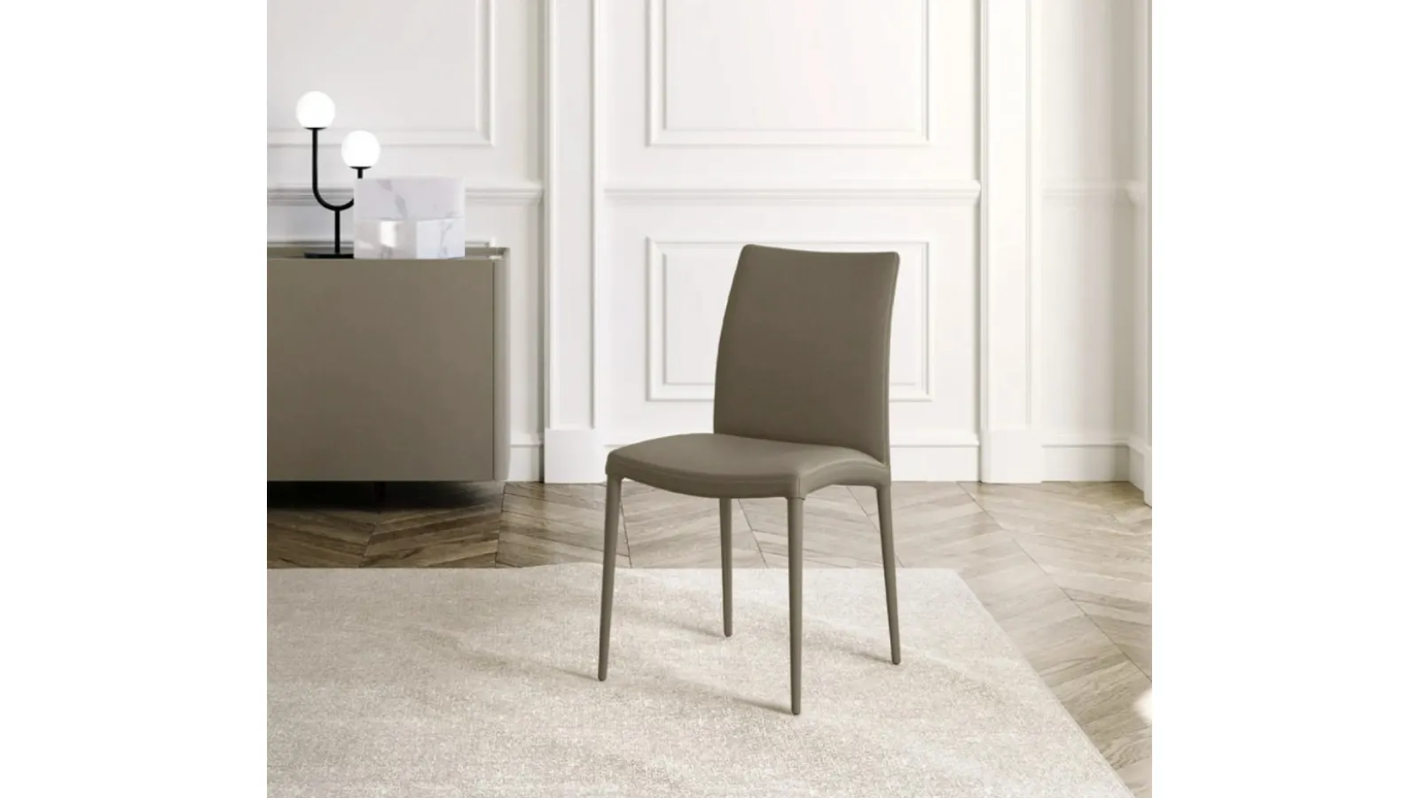 Eforma Asia Leather Chair