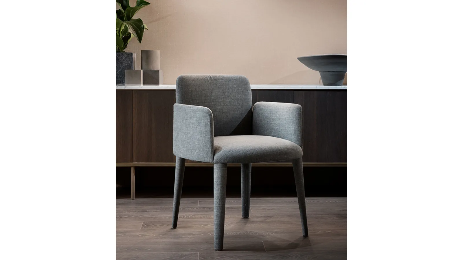 Lema Babi Upholstered Chair