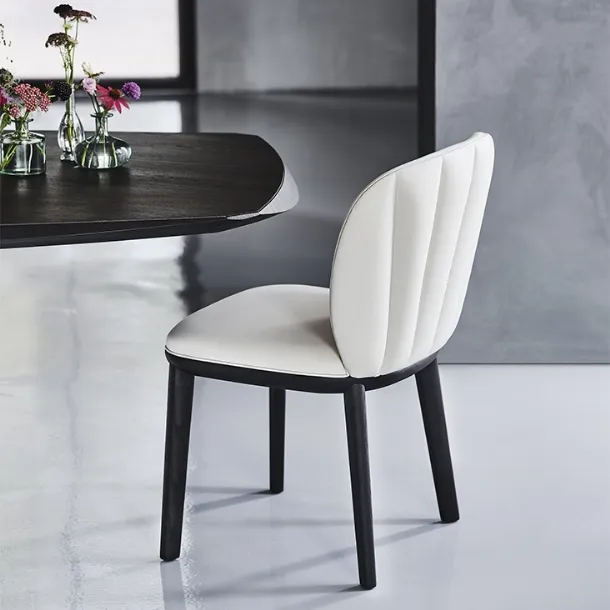 Chrishell wooden chair with leather upholstery by Cattelan Italia
